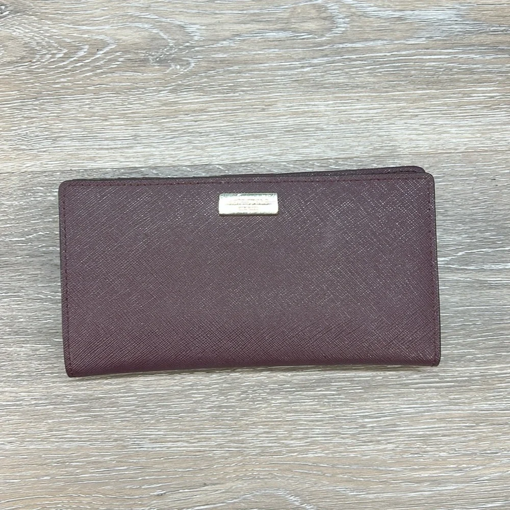 Kate Spade Burgundy Crossbody Bag with Chain Strap - Picture 9 of 15